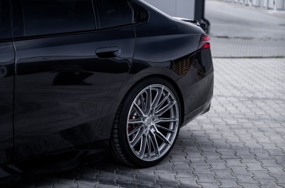 BMW 5 Series / M5 Concaver CVR7 Brushed Titanium
