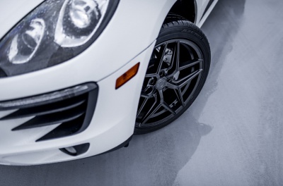Porsche Macan Concaver CVR2 Carbon Graphite