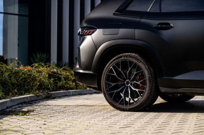 BMW XM Concaver CVR1 Double Tinted Black