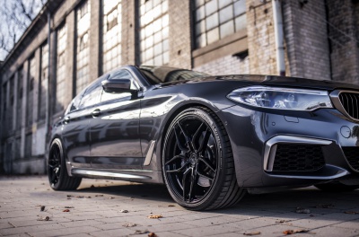 BMW 5 Series / M5 Concaver CVR3 Platinum Black