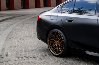 BMW 5 Series / M5 Concaver CVR6 Brushed Bronze