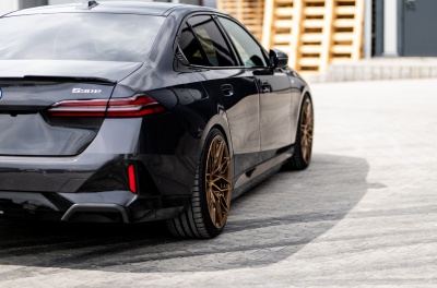 BMW 5 Series / M5 Concaver CVR6 Brushed Bronze
