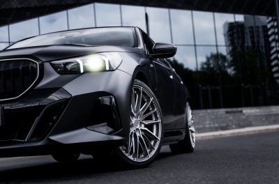 BMW 5 Series / M5 Concaver CVR7 Brushed Titanium
