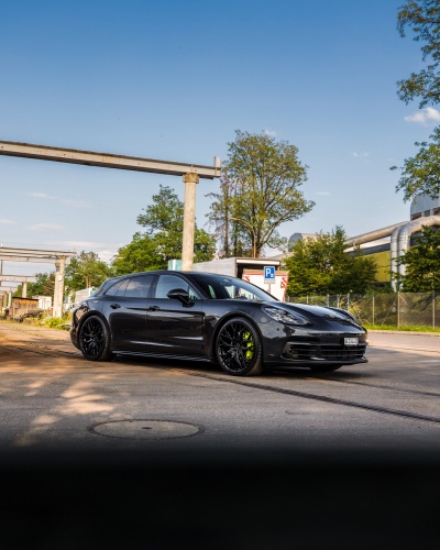 Porsche Panamera Concaver CVR1 Platinum Black