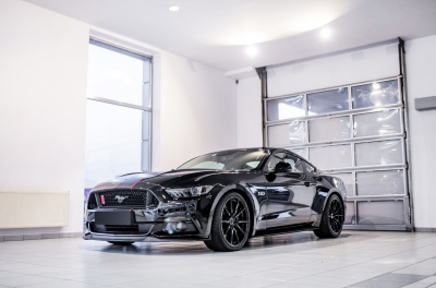 Ford Mustang Concaver CVR4 Double Tinted Black