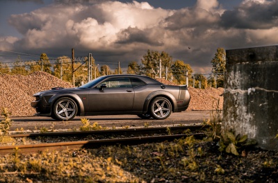 Dodge Challenger Concaver CVR9 Brushed Titanium