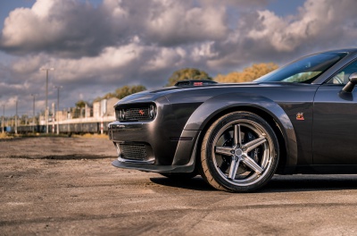 Dodge Challenger Concaver CVR9 Brushed Titanium