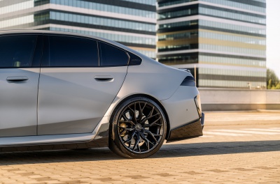 BMW 5 Series / M5 Concaver CVR1 Platinum Black