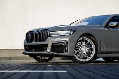 BMW 7 Series / M7 Concaver CVR7 Brushed Titanium