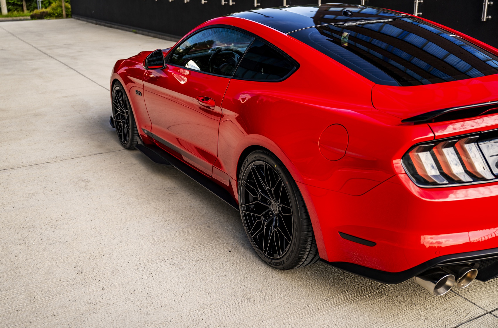 Ford Mustang Concaver CVR6 Double Tinted Black