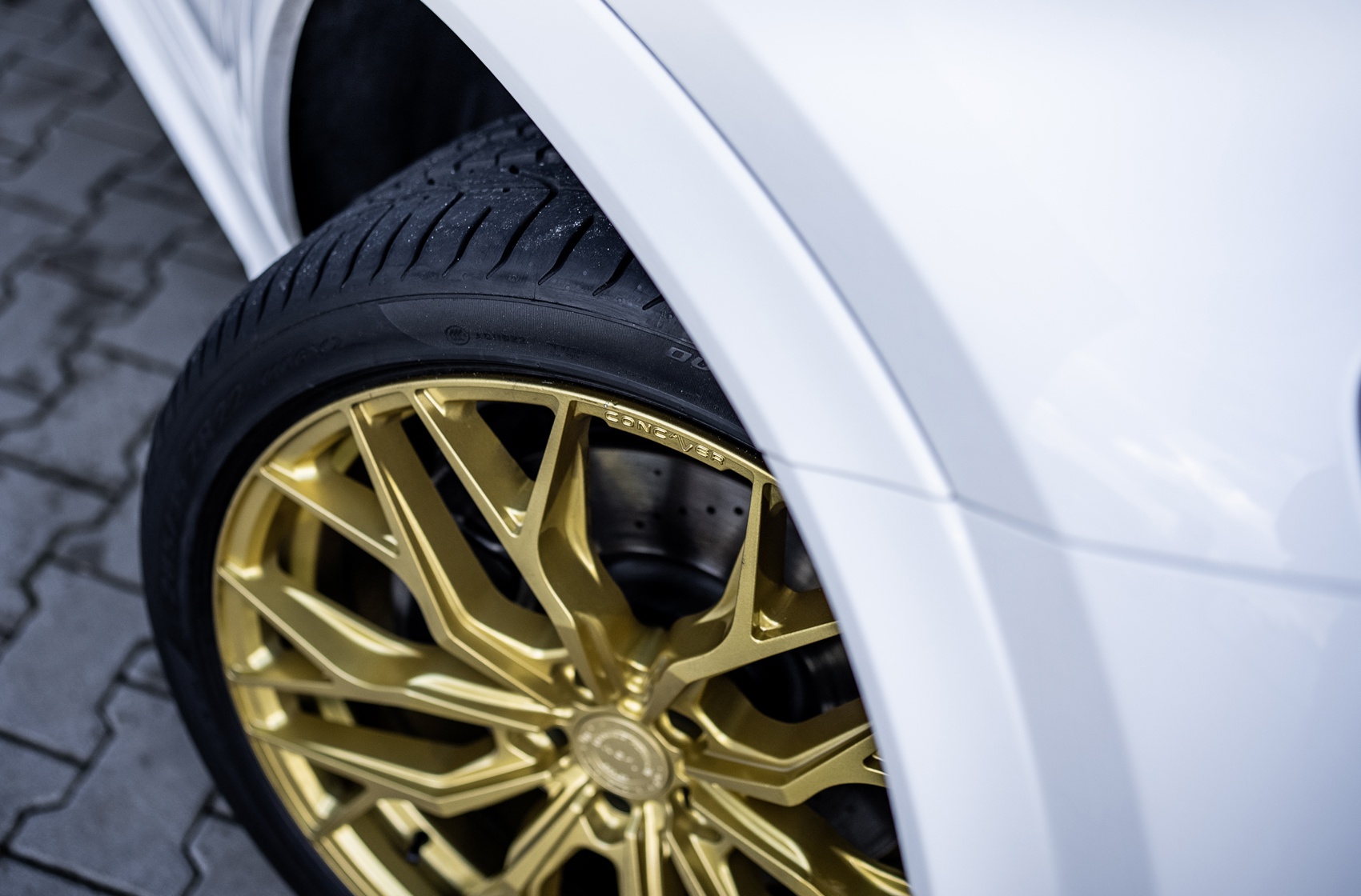Mercedes-Benz GLE Concaver CVR1 Gloss Gold
